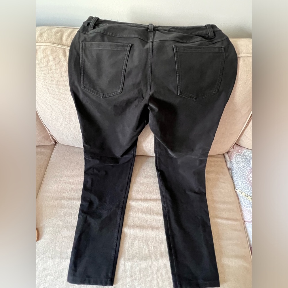 Lululemon men dress pant